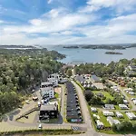 Aros Seaside With Pool, Jacuzzi & Sauna Kristiansand