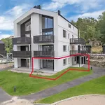 Aros Seaside With Pool, Jacuzzi & Sauna