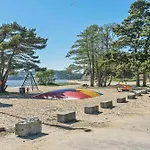 Aros Seaside With Pool, Jacuzzi & Sauna * Kristiansand