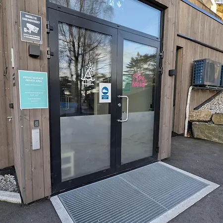 Aros Seaside With Pool, Jacuzzi & Sauna * Κρίστιανσαντ