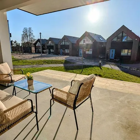 Aros Seaside With Pool, Jacuzzi & Sauna Apartment