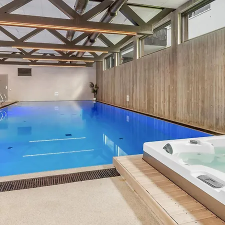 公寓 Aros Seaside With Pool, Jacuzzi & Sauna *