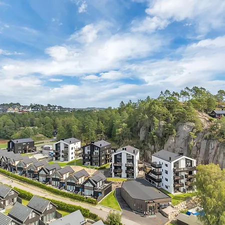 Aros Seaside With Pool, Jacuzzi & Sauna Lejlighed Kristiansand