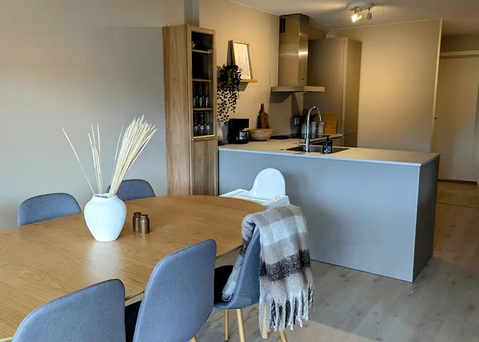 Aros Seaside With Pool, Jacuzzi & Sauna * Kristiansand